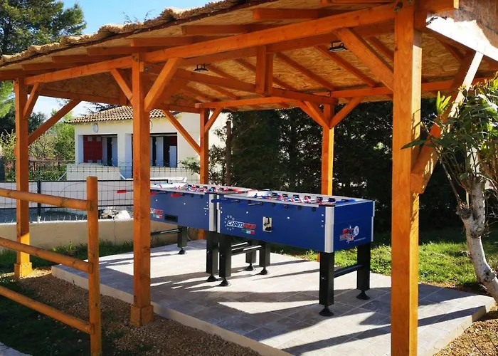 Camping Mobil A - 2 Et Terrasse - Api-1-52-806